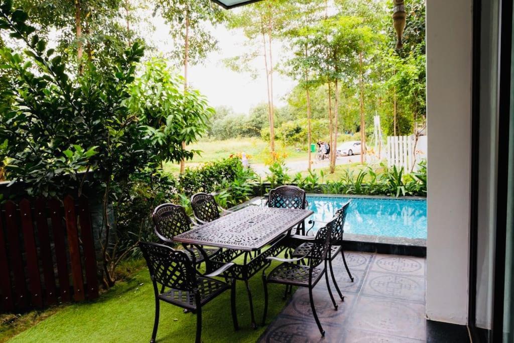 Hoàng Quyên 9 Flamingo đại Lải Căn hộ *