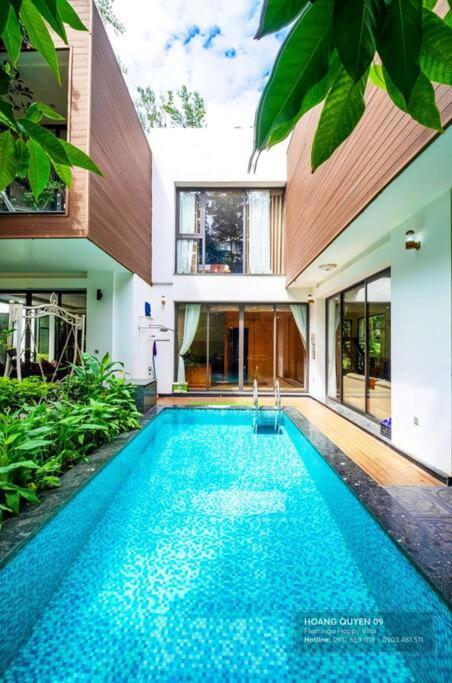 Hoàng Quyên 9 Flamingo đại Lải * Hà Nội