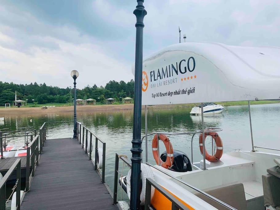 Hoàng Quyên 9 Flamingo đại Lải *