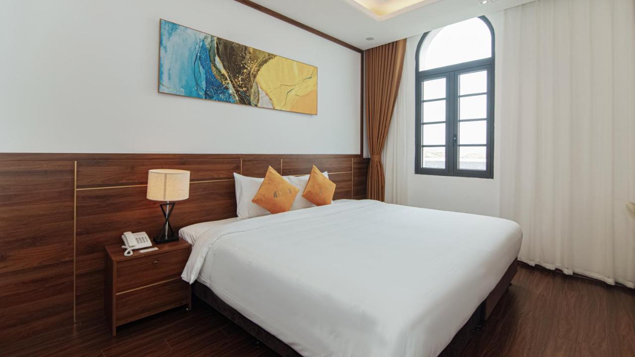 Hotel Jade Hạ Long