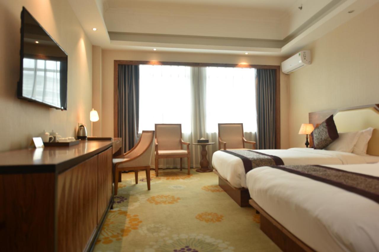 Hong Grand Hotel Mong Cai