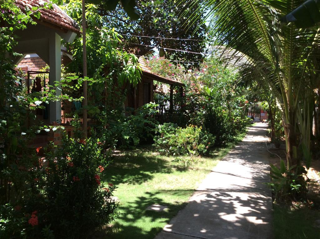 Resort Kim - On The