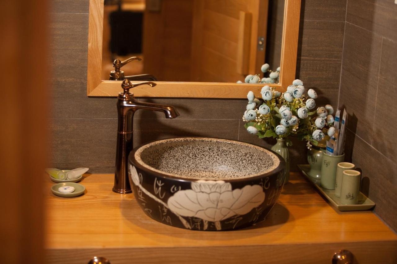 Fuji Boutique 3*