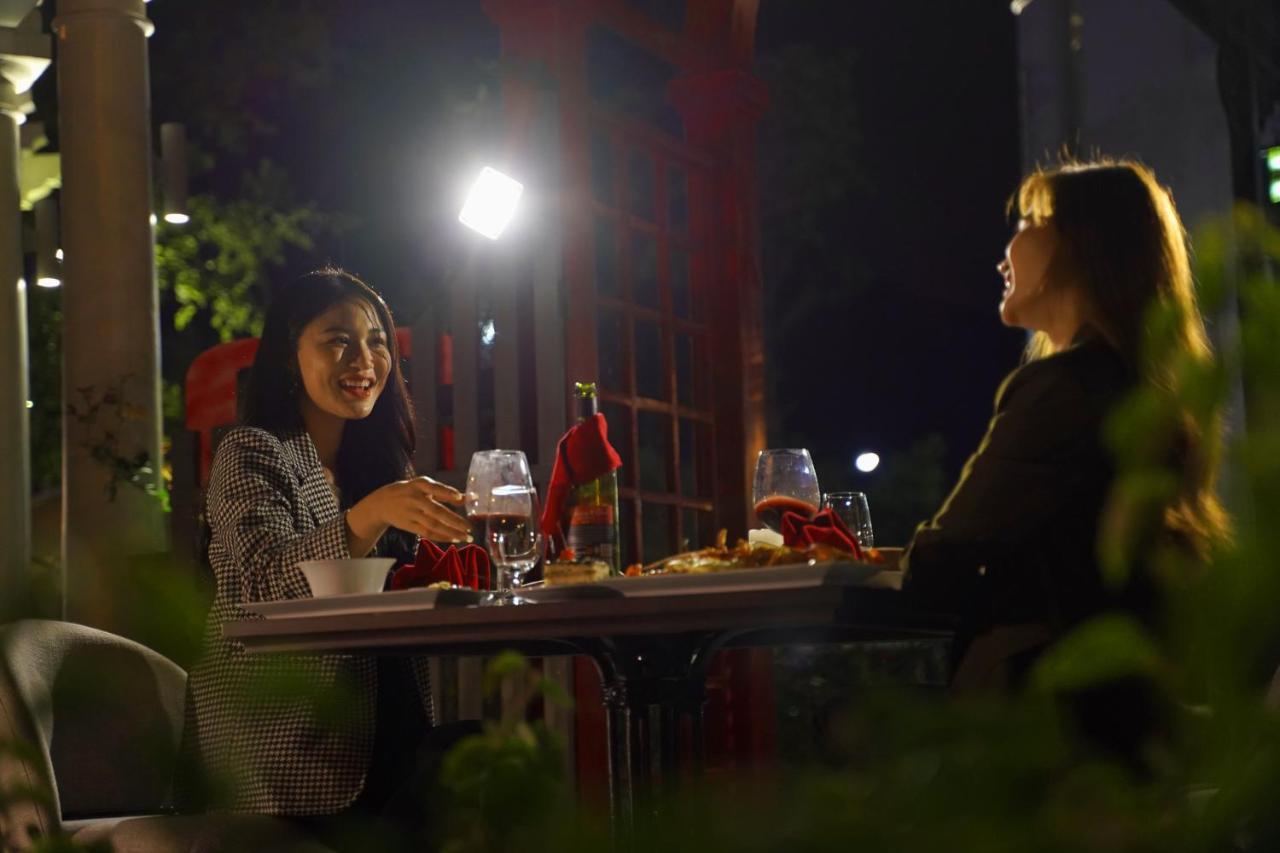 Hotel Rex Quang Binh 4*
