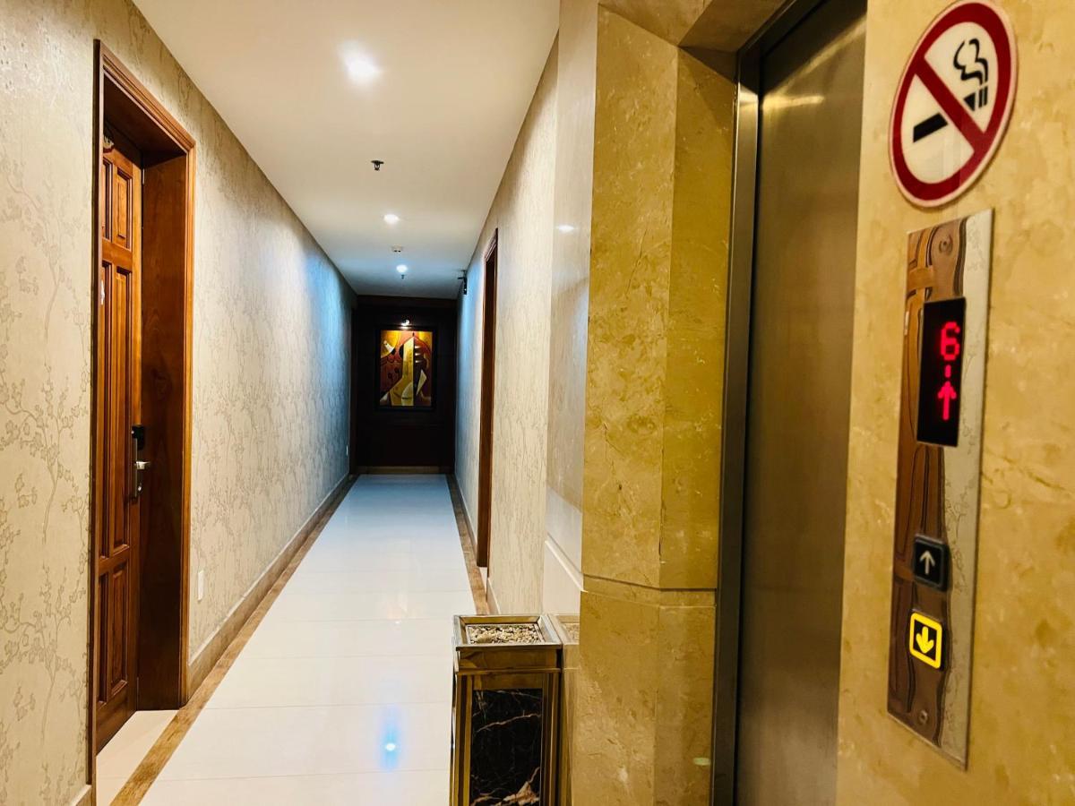 Reddoorz Premium White Lion 3*