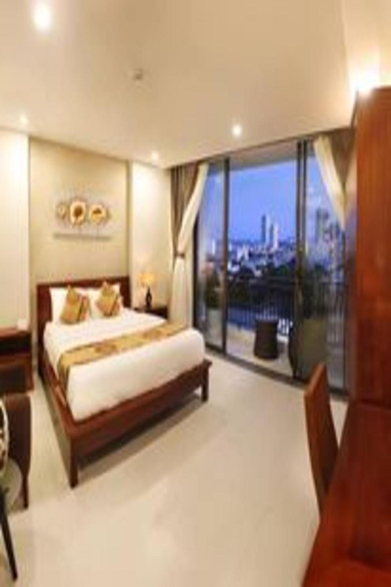 Hotel Son Tra & Da Nang