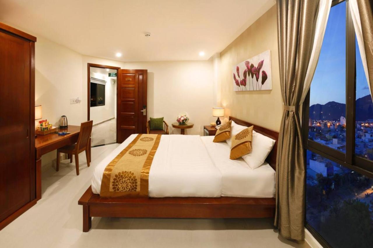 Hotel Son Tra & 2*