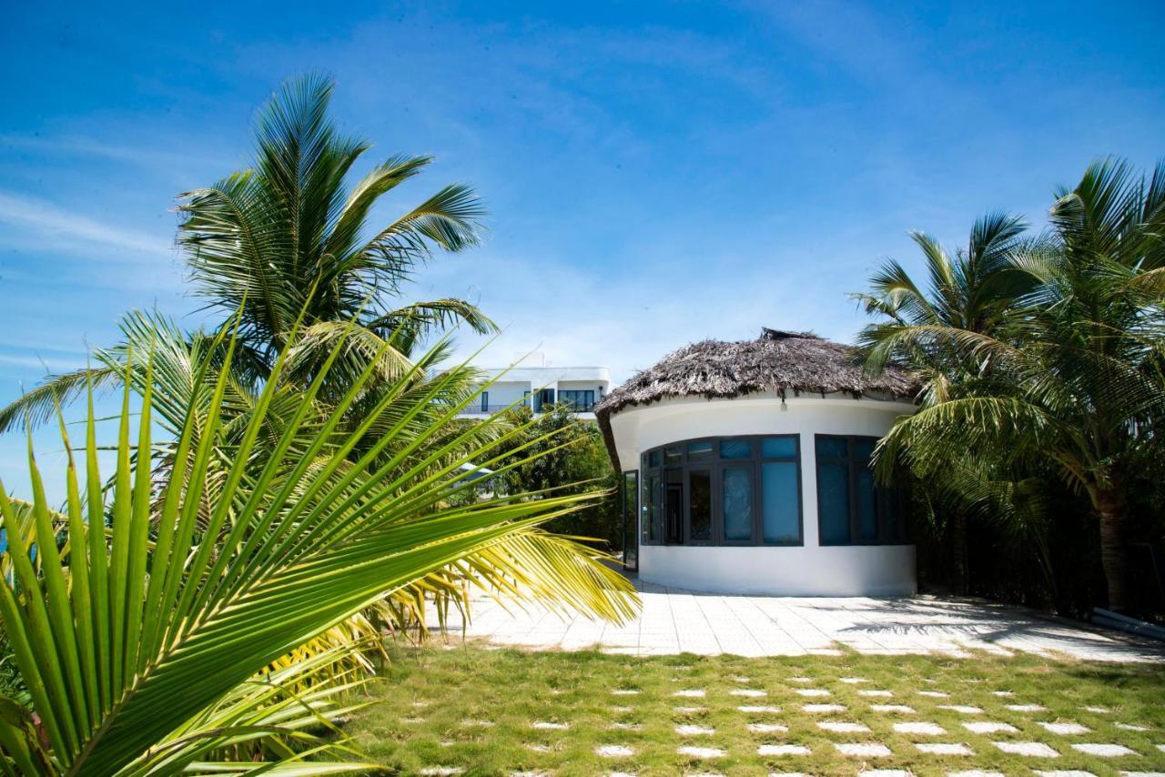 Pearl Island & 4*