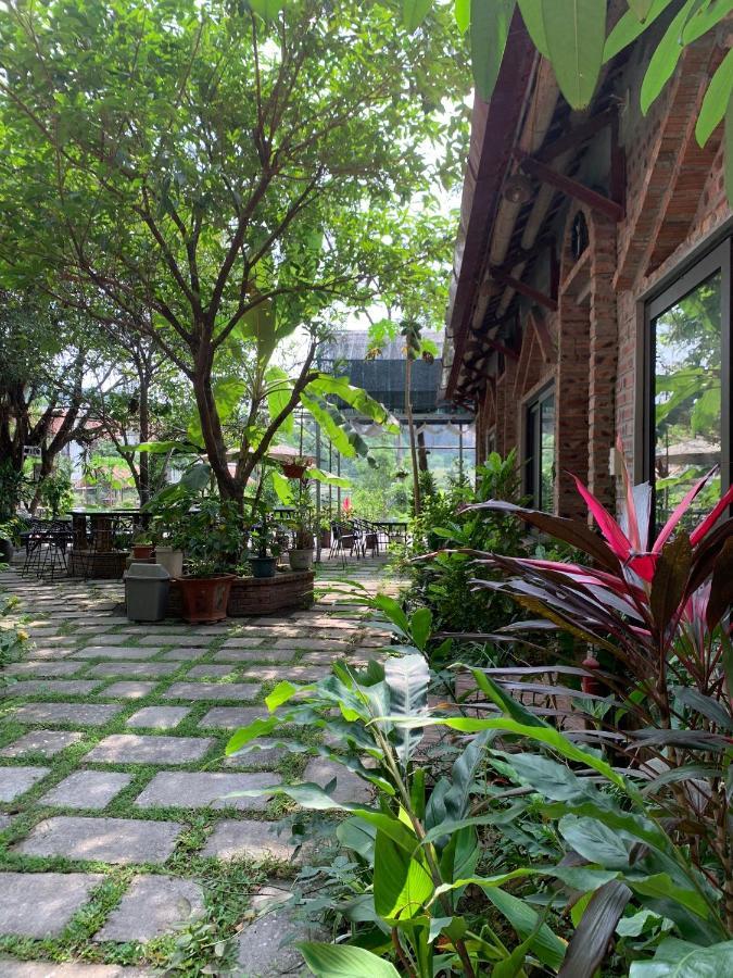 Tam Coc Lakeside Homestay