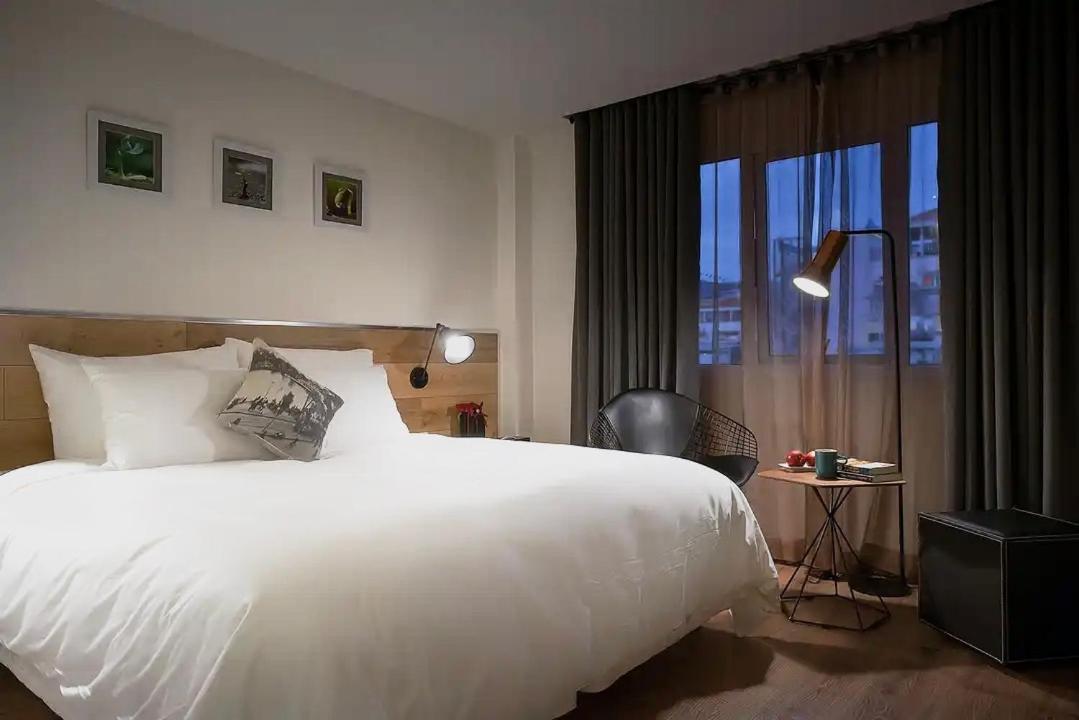 C Hotel- De Tham Bui Vien Walking Street Hotel 3*
