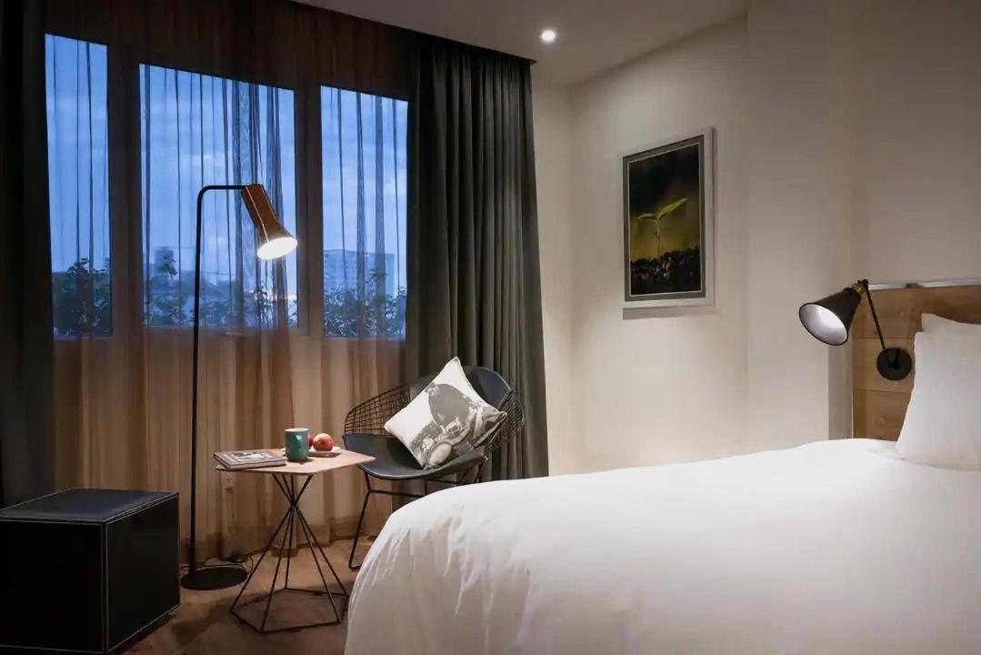 Hotel C Hotel- De Tham Bui Vien Walking Street Ho Chi Minh City