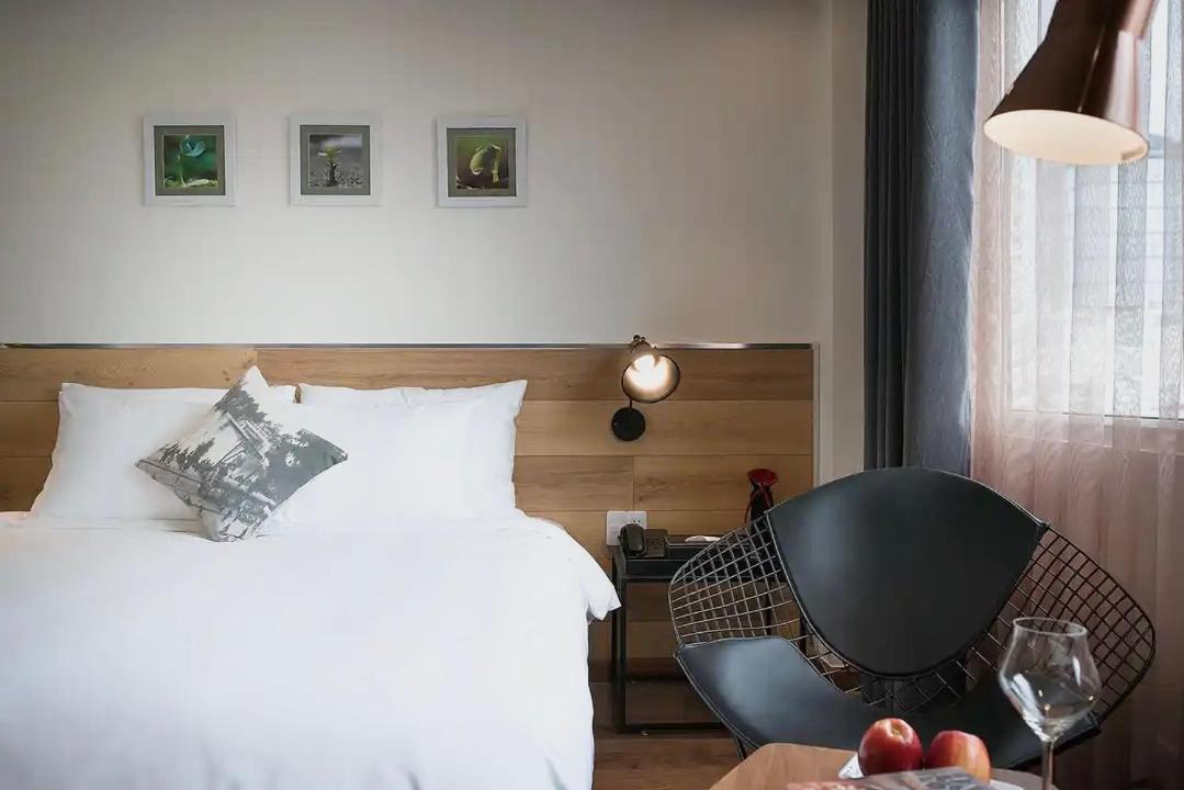 C Hotel- De Tham Bui Vien Walking Street Ho Chi Minh City