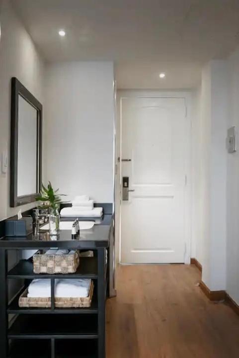 C Hotel- De Tham Bui Vien Walking Street 3* Ho Chi Minh City