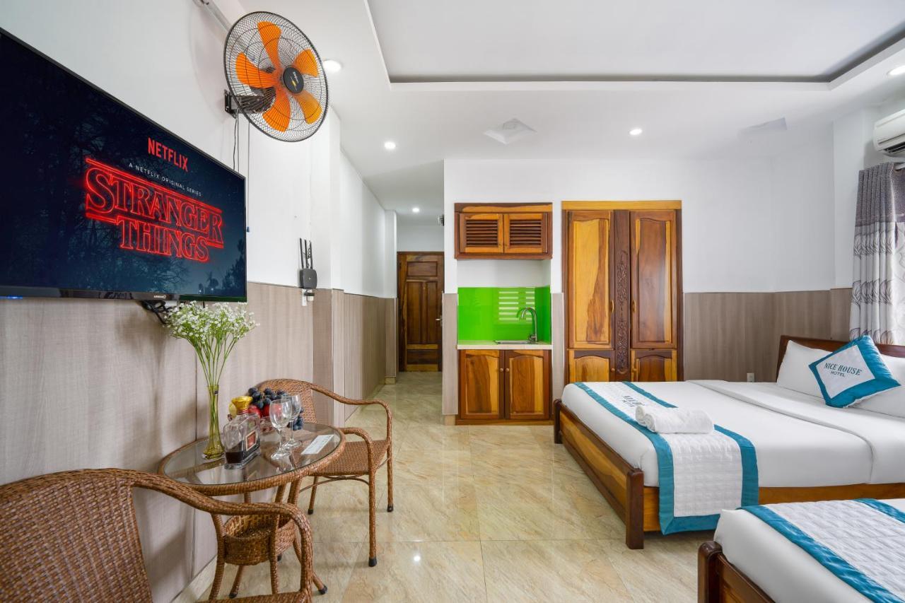 Hotel House - Near My Khe