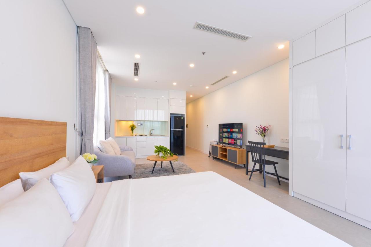 S Lux Scenia Bay Apartment