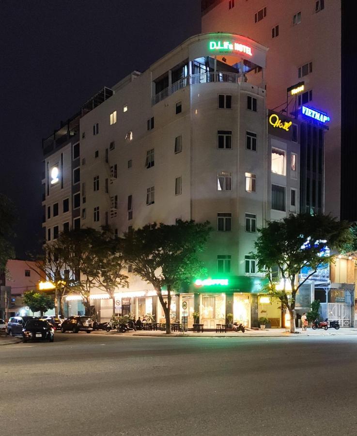D-life & Hotel 2*