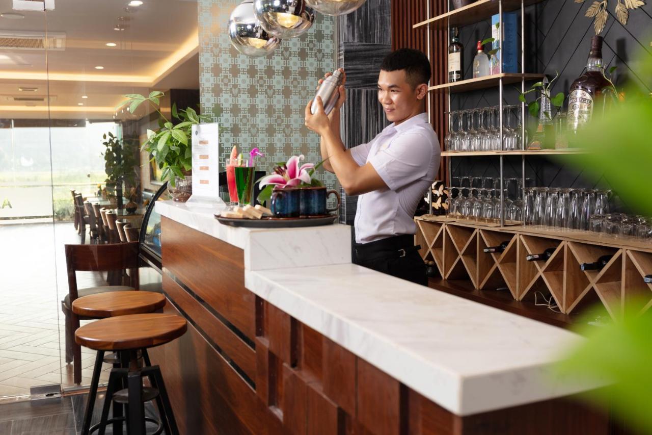 Liberty Hall Tam Coc & Hotel Ninh Binh