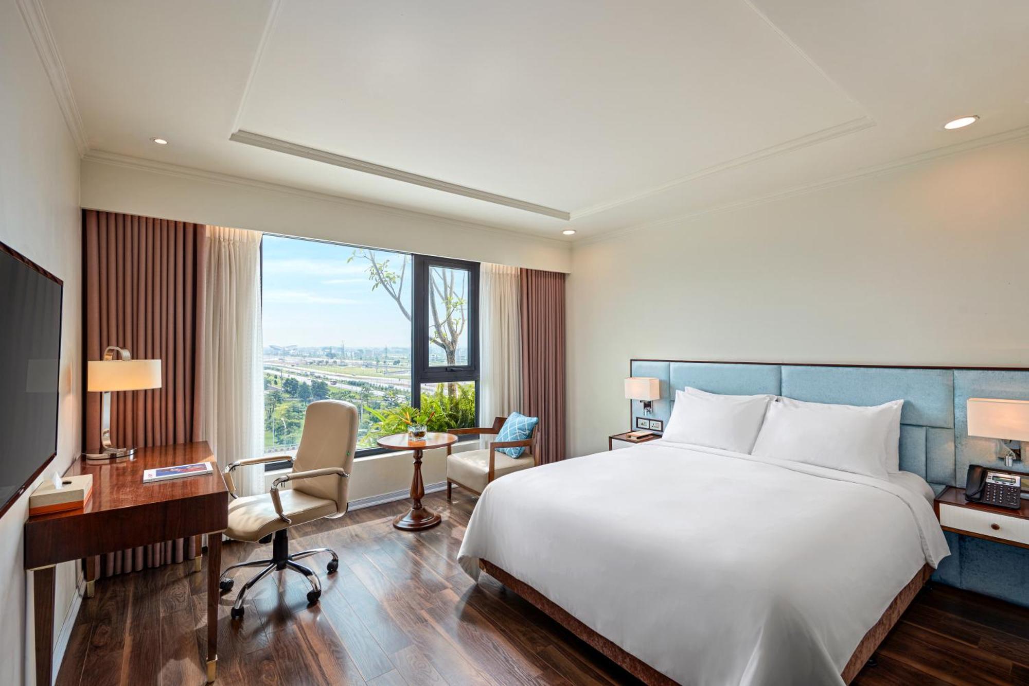 Hotel Ravatel Luxury 4*