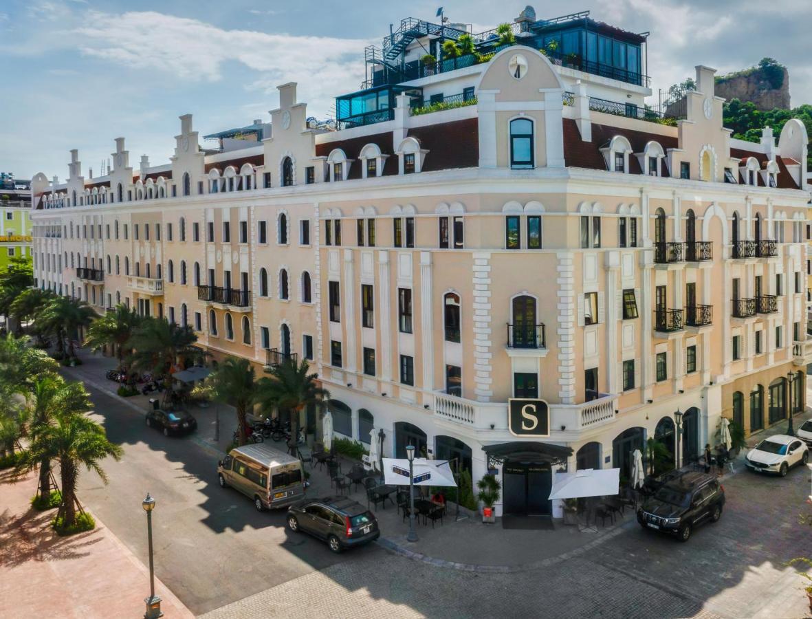 The Secret Halong Hotel
