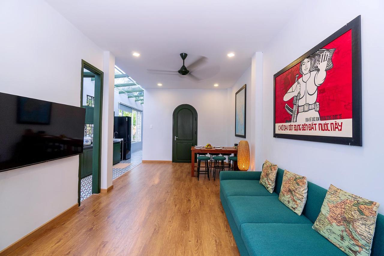 Shadyside 3 : Lost House Biệt thự