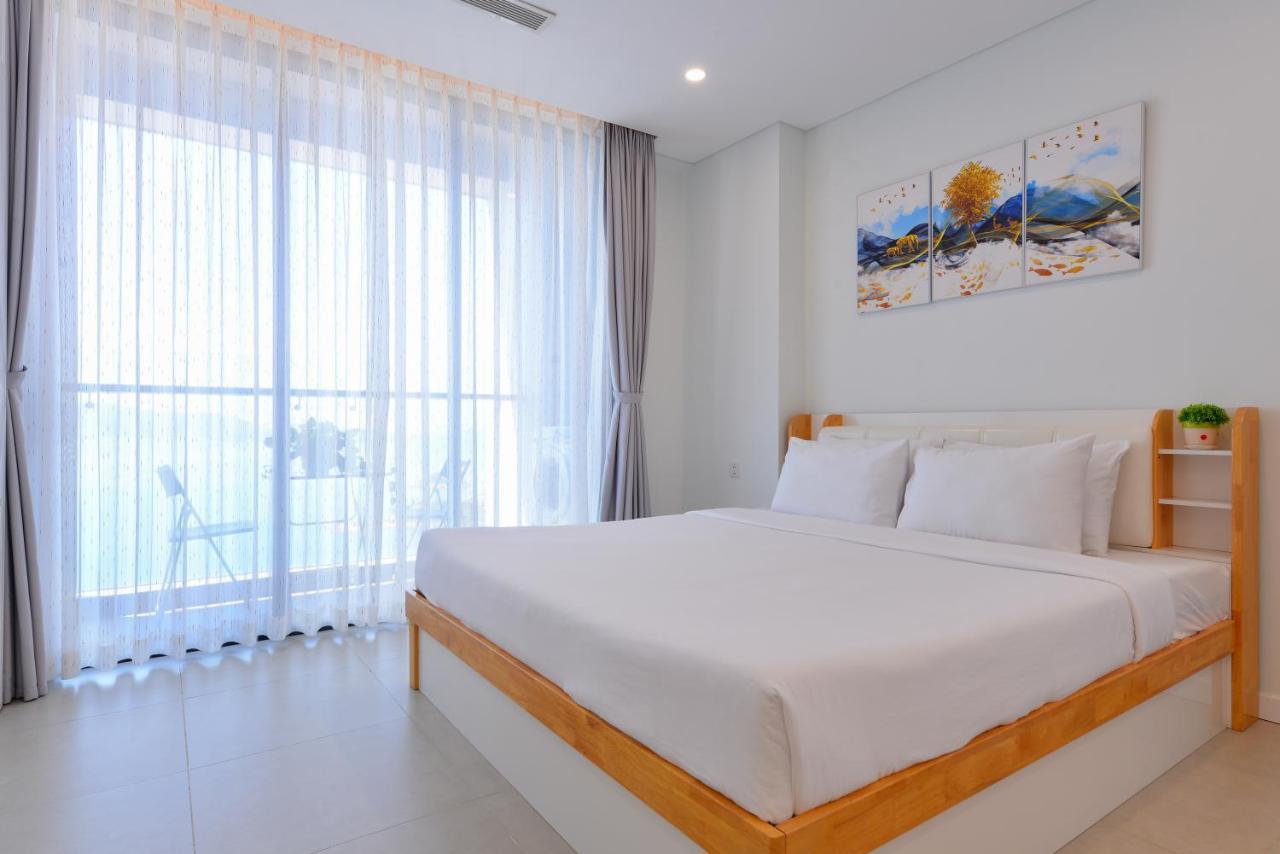 S Lux Scenia Bay Apartment *