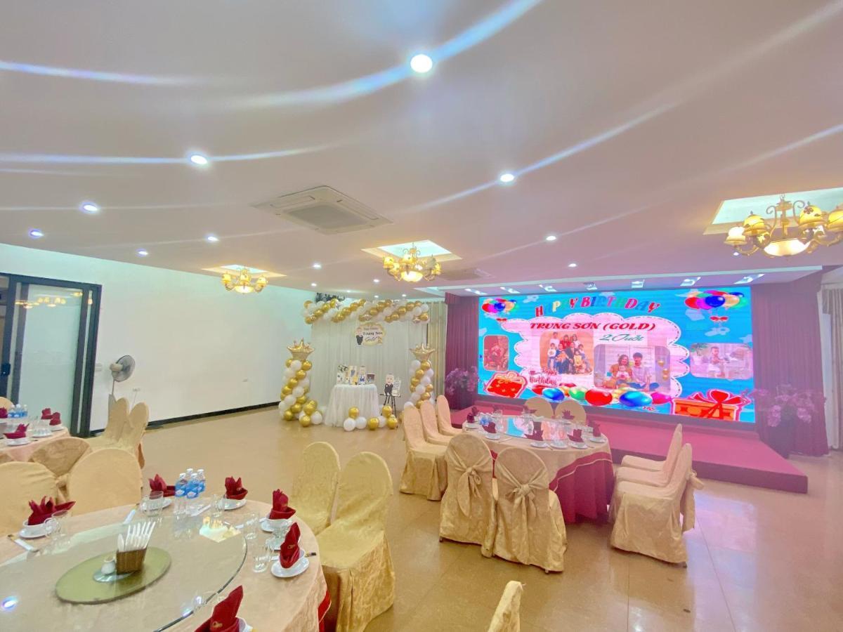 Hotel White 3*