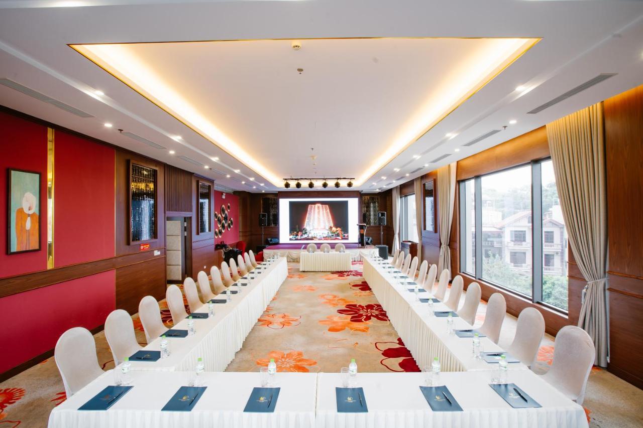 Hotel Grand Phoenix 5*