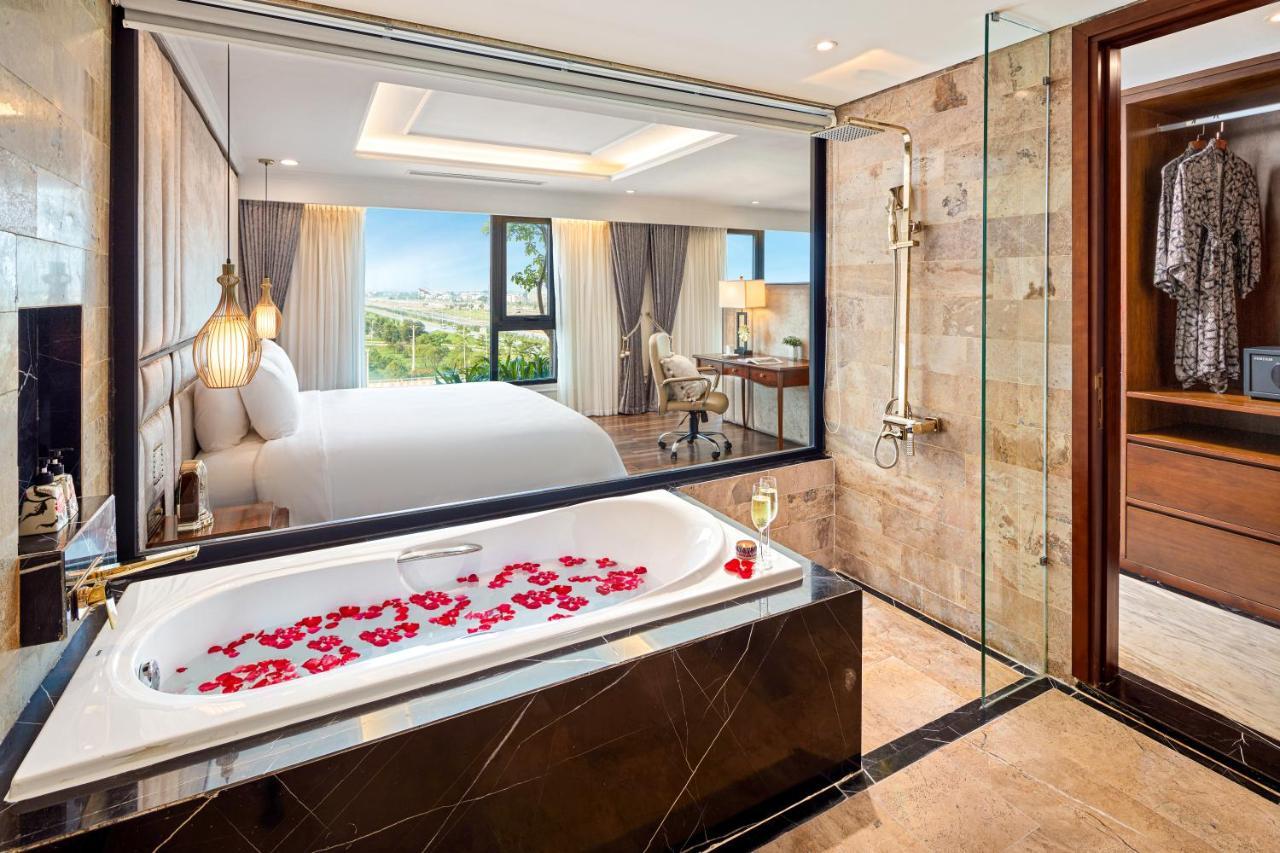 Ravatel Luxury