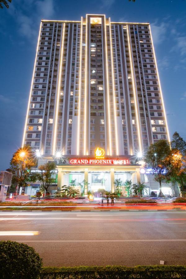 Grand Phoenix