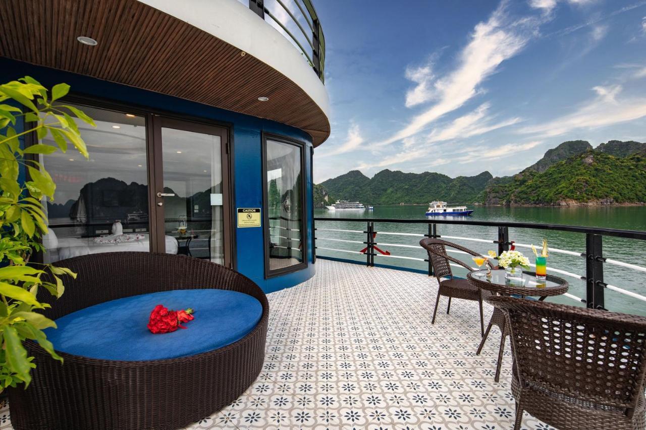  Doris Cruise By Hag 5*