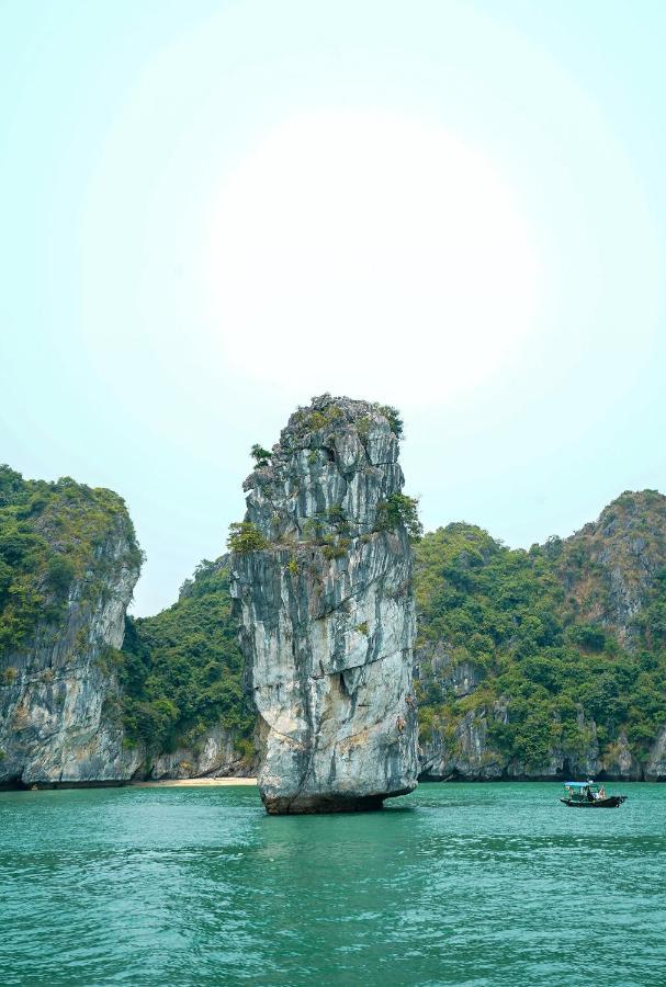 Du Thuyền Fantasea 