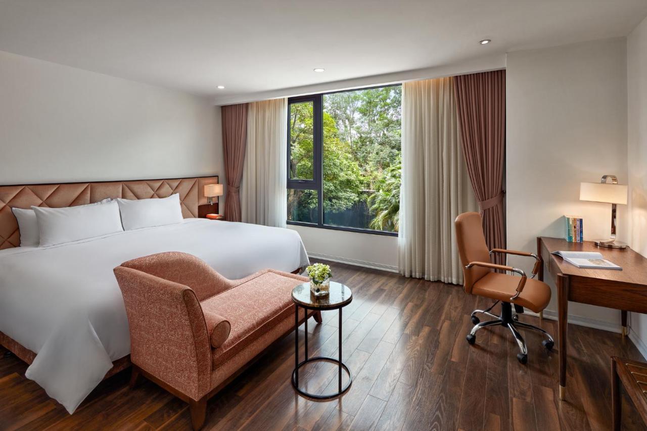 Khách sạn Ravatel 3*