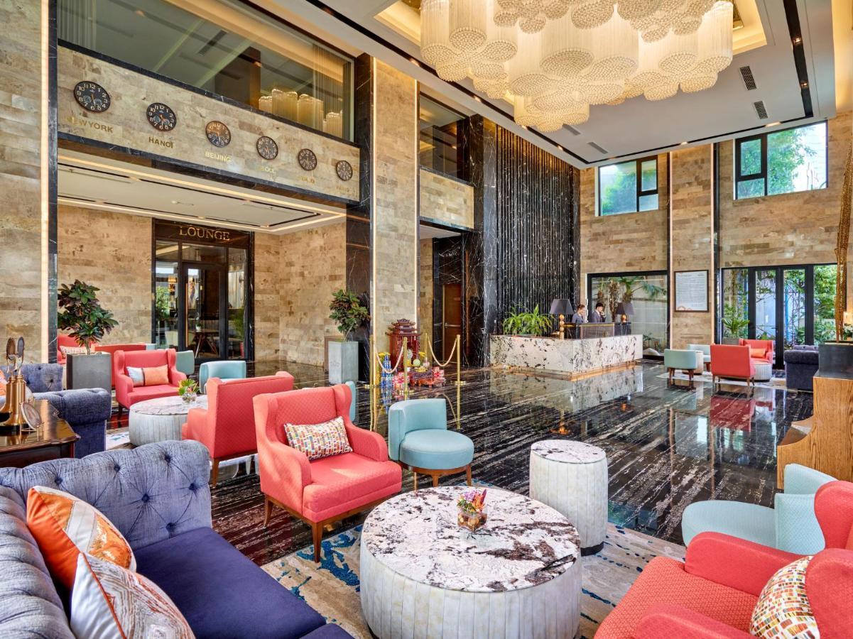 Ravatel Luxury Hotel 4*