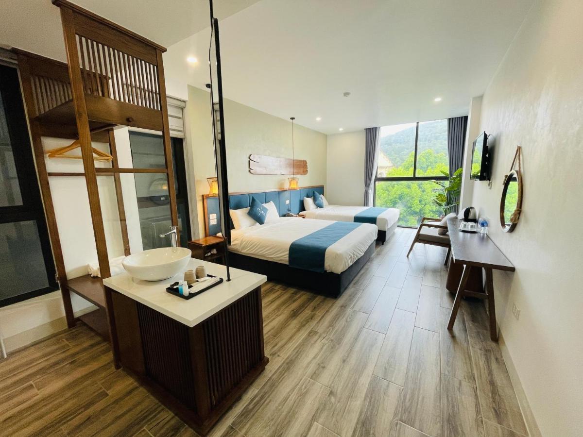 Hotel The Light Ha Long