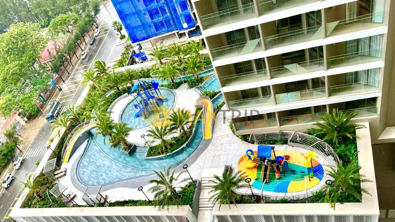 Maxtrip Homestay Luxury - Beachfront - Infinity Pool