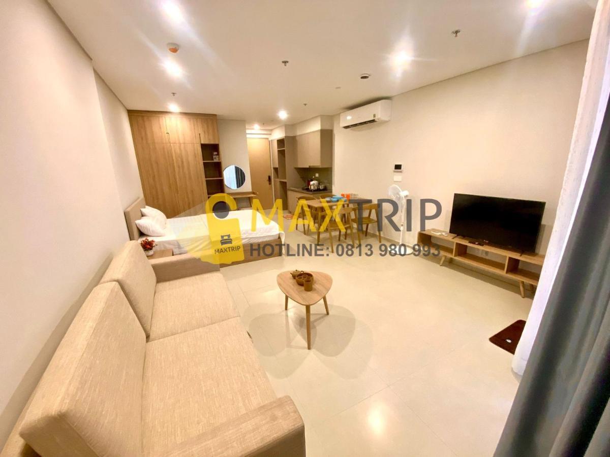 Maxtrip Homestay Luxury - Beachfront - Infinity Pool Apartment