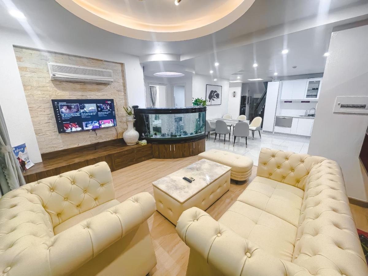 Apartment White Penthouse-rooftop Pool Private -central Ho Chi Minh City