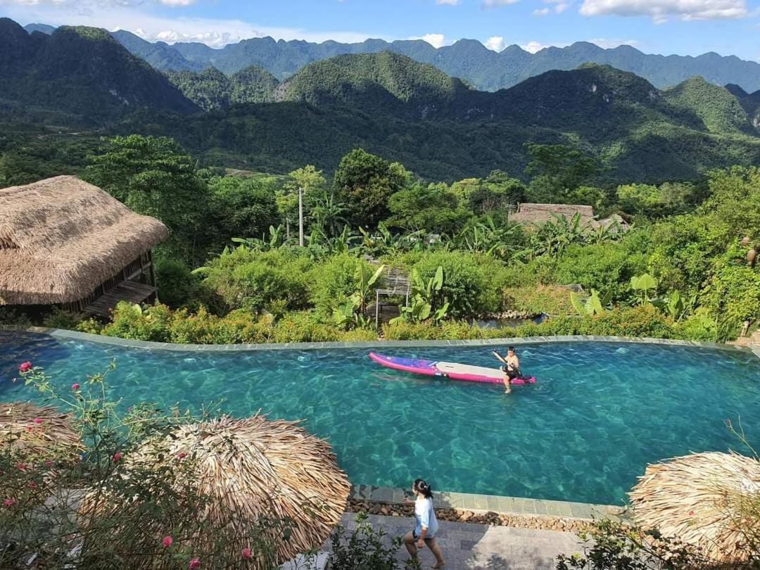 Pù Luông Eco Garden Khách sạn 3*