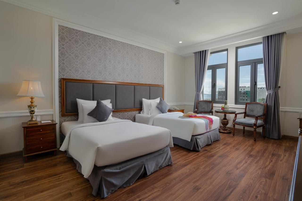 Avs Hotel 4*