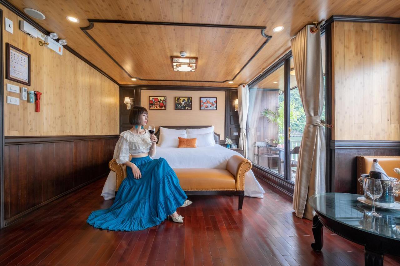  Victory Star Cruise Ha Long