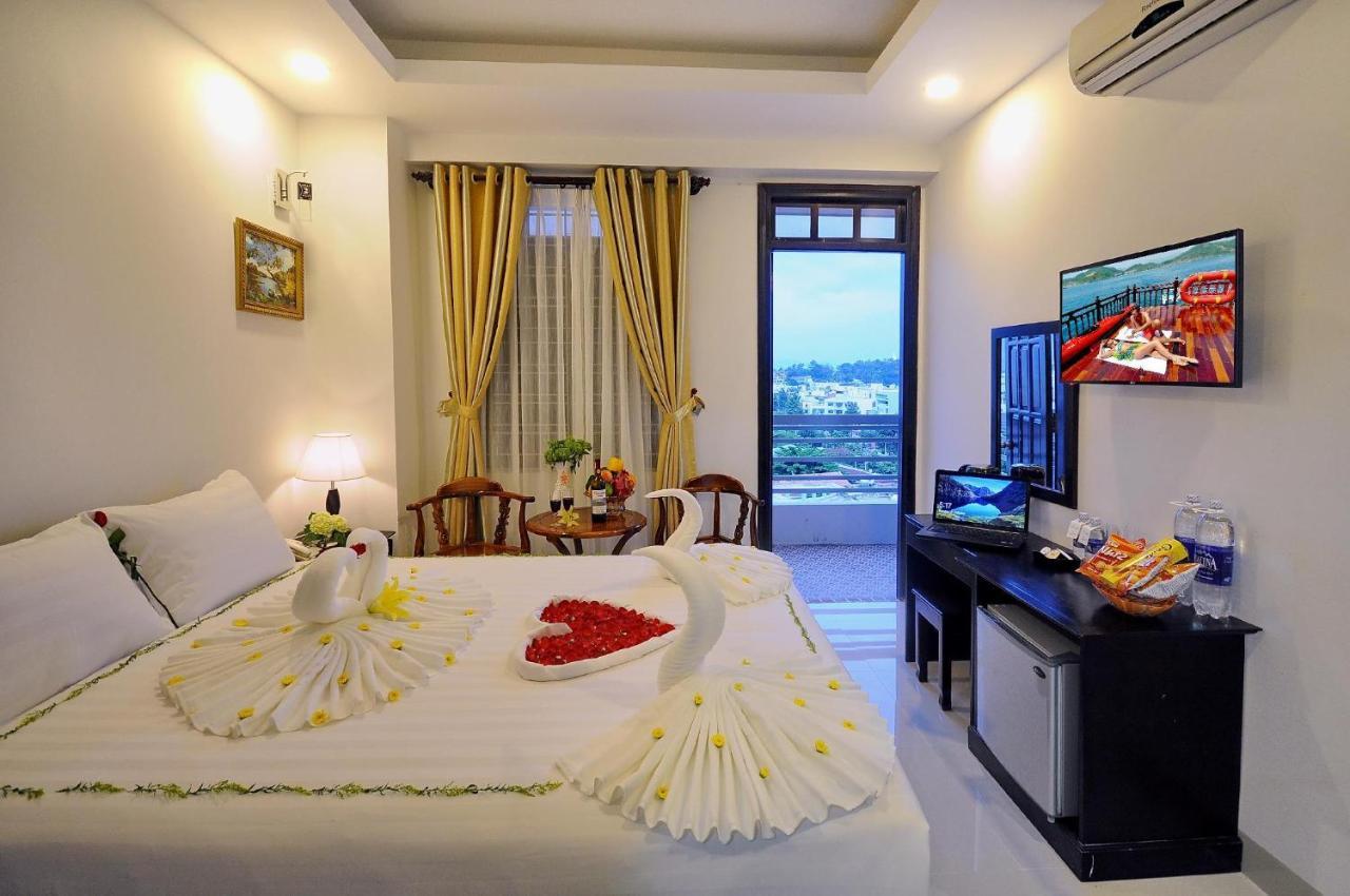 Full House Hotel Nha Trang