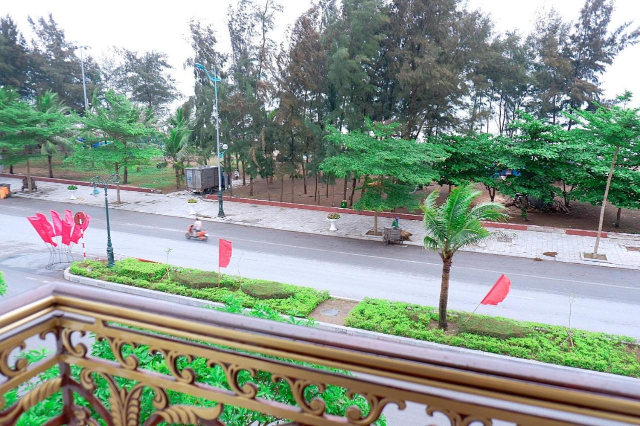 Hotel Khach San Louis 3*