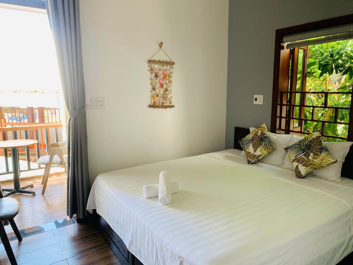 Bed & Breakfast Monkey & Bar