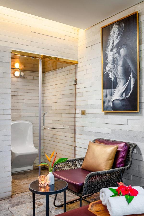 Hotel Ravatel Luxury 4*
