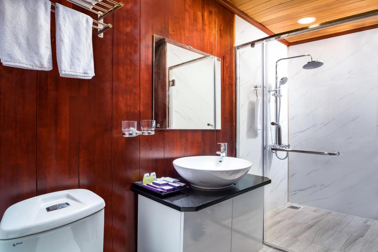 Lavender Elegance Cruises 4* Hạ Long