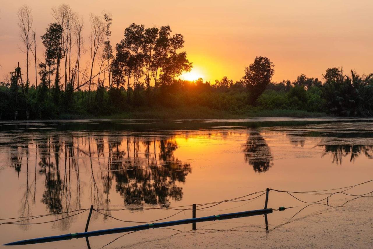 Chi-bu Riverside Khu nghỉ mát Nhon Trach