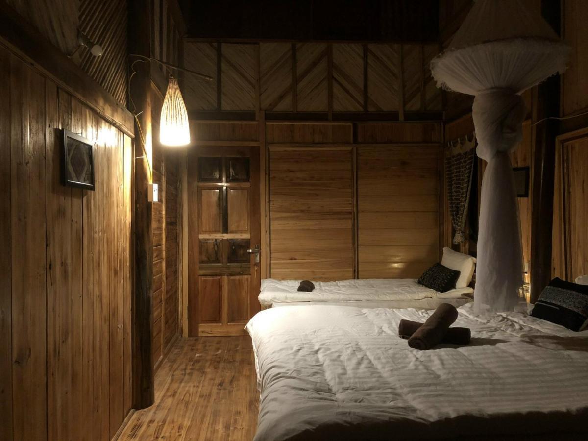 Luckydaisy Buffalo House