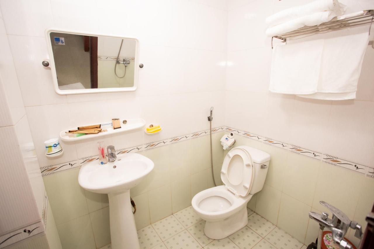 Homestay Amazing Hotel, Truong Phap, Quang Phu, Dong Hoi