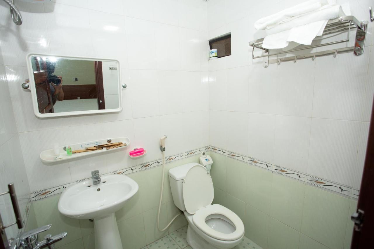 Amazing Hotel, Truong Phap, Quang Phu, *