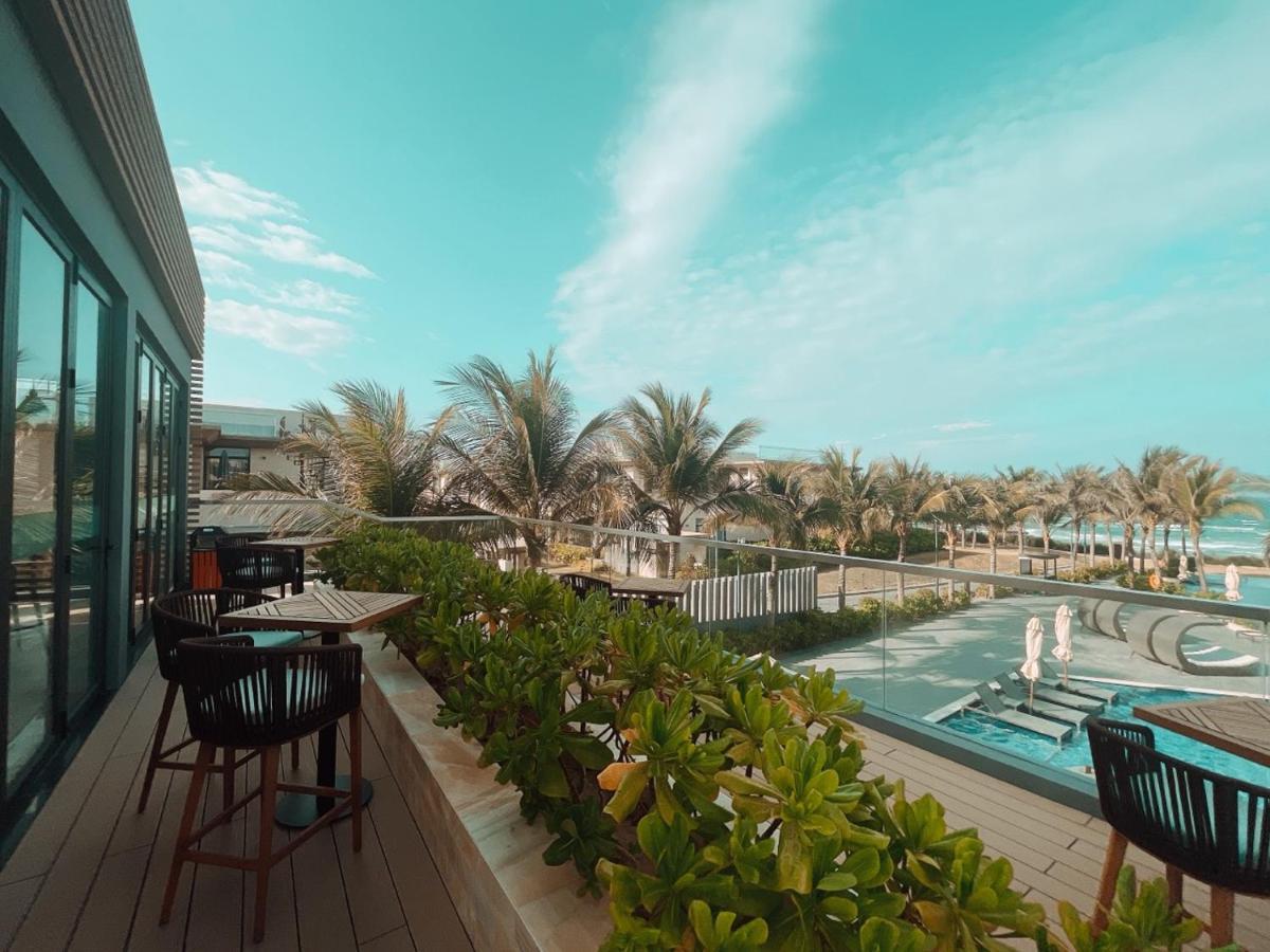 Villa Mystery & Cam Ranh *